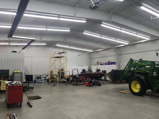 R17d T8 LED 8ft 72w 10,944 Lumens CLEAR LENS (NO RF) V-Series Dual-Row