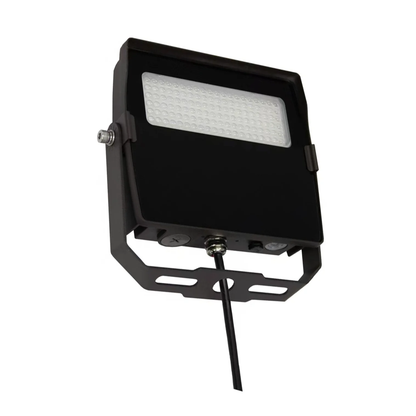Yoke Mount Flood Light WATTAGE ADJUSTABLE (100W/130W/150W) 3CCT KELVIN ADJUSTABLE (3000K/4000K/5000K) 120V-277V 125lm/w