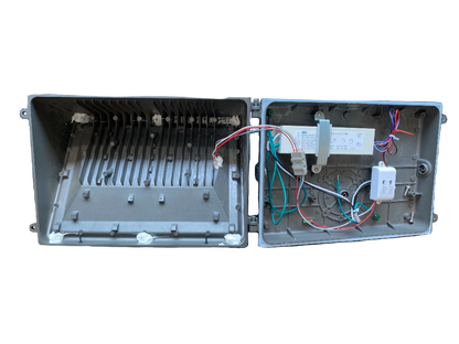 Wall Pack WATTAGE SWITCHABLE (45w/60w/80w) 3CCT SWITCHABLE (3500K/4000K/5000K) PRE-INSTALLED PHOTO EYE - GLASS LENS